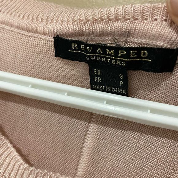 Revamped women sweater size S/P - Picture 12 of 16